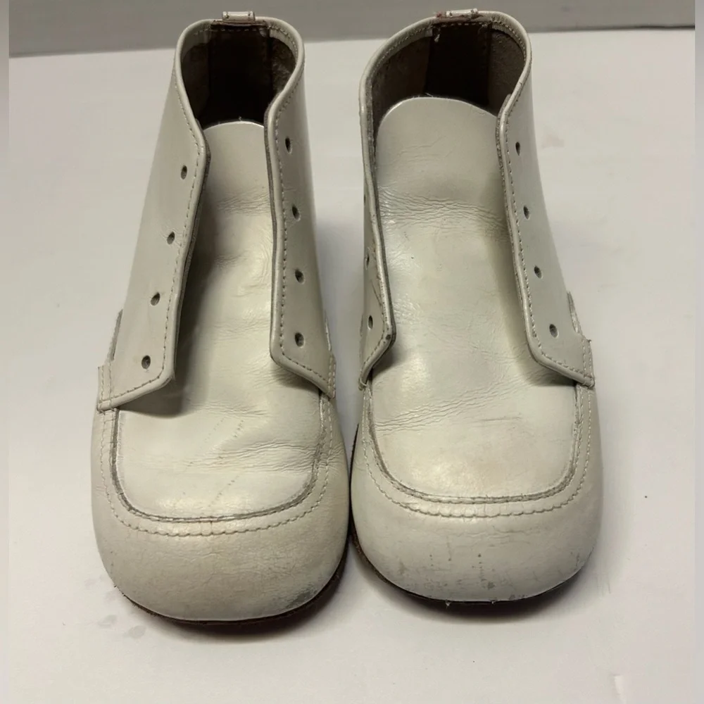 Vintage Buster Brown Baby Shoes Size 5 White Leather High Top Lace up